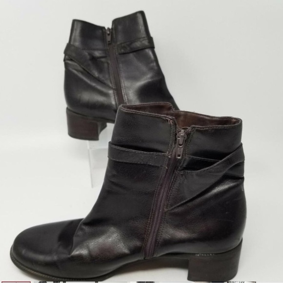 Naturalizer Brazil 7.5 Brown Bootie Faux Leather Zip Ankle Boot Shoes Western - Picture 3 of 14